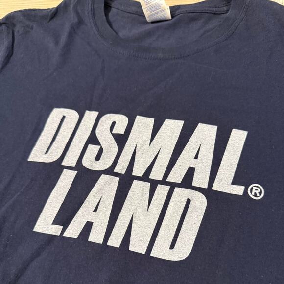 Banksy Genuine Authentic Dismaland Navy Blue Souvenir T-Shirt - Large - Rare - Picture 2 of 5